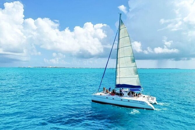 Cancun's Best: Catamaran to Isla Mujeres, Snorkeling & Drinks! - On the Return to Cancun: Music, Drinks, and a Different Pace