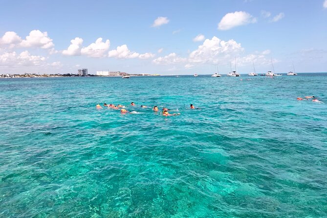 Catamaran Albatros Platinum & Beach club & Open bar & Isla Mujeres - Isla Mujeres arrival: Amazona Beach Club with Balinese beds