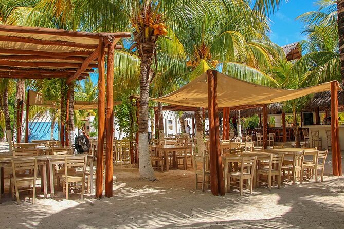 Catamaran Albatros Platinum & Beach club & Open bar & Isla Mujeres - Price and value: what $110 buys, and what costs extra