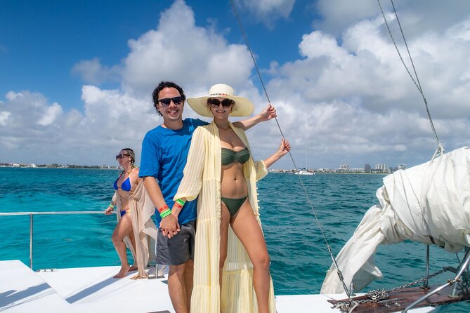Catamaran Snorkeling with Openbar & Lunch Cancun to Isla Mujeres - Isla Mujeres Free Time: how to use your hour wisely