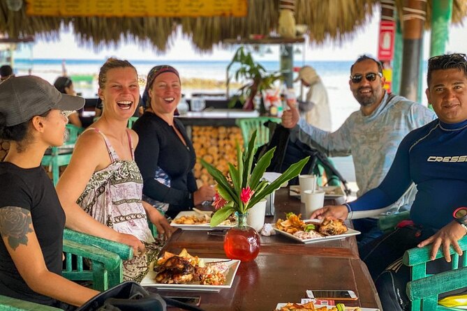 Catamaran Tour to Isla Mujeres from Cancún with Bar and Lunch - Isla Mujeres Town Time: Souvenirs, Steps, and Freedom