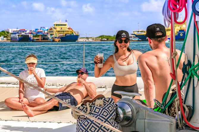 Catamaran Tour to Isla Mujeres Open bar and Lunch - Albatros Beach Club: Where the Day Becomes Comfortable