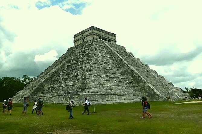 Chichen Itza and Dos Cenotes Experience from Cancun - Seven am pickup: how this Cancun day trip actually runs