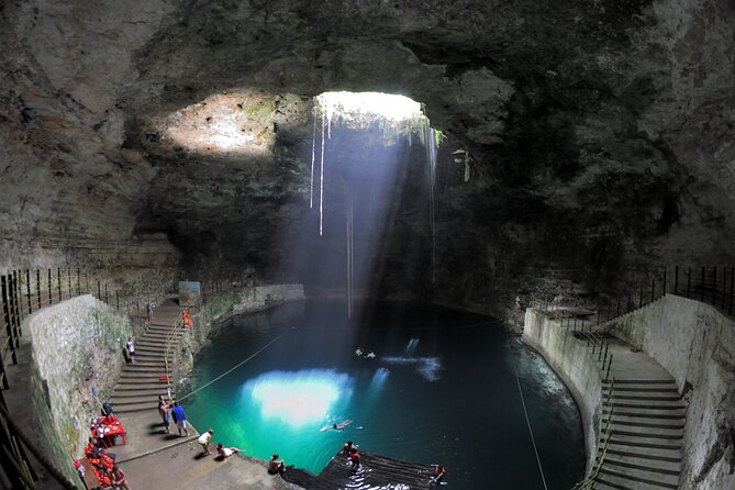 Chichen Itza, Cenote Ikkil and Hubiku+ Valladolid! Deluxe Chichen Itza Tour - Chichén Itzá with a Guide: What You Actually Learn
