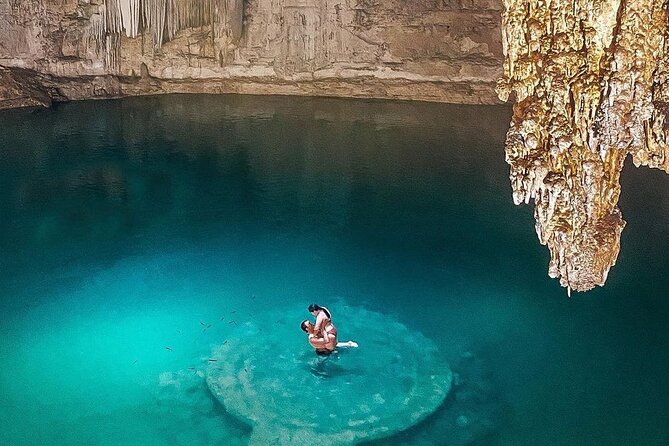 Chichen Itza Deluxe And Ancestral Cenotes Suytun and Ik-kil - Valladolid’s 30-Minute Colonial Break