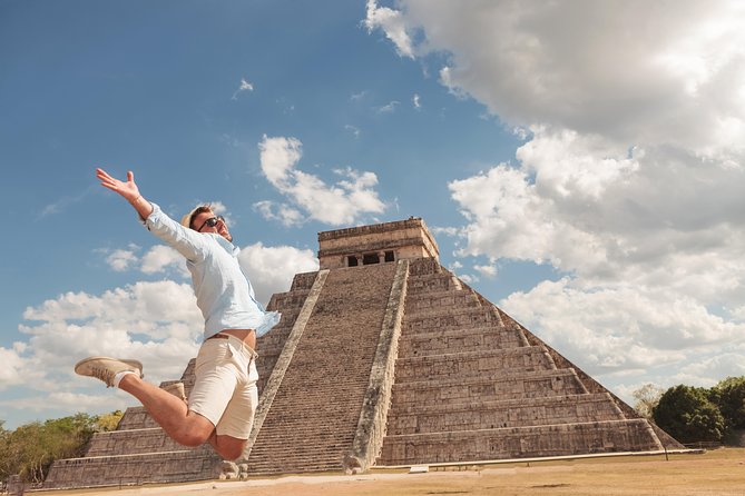Chichen Itza Deluxe Guided tour with lunch - Cenote Xkeken: a short swim that changes the whole mood