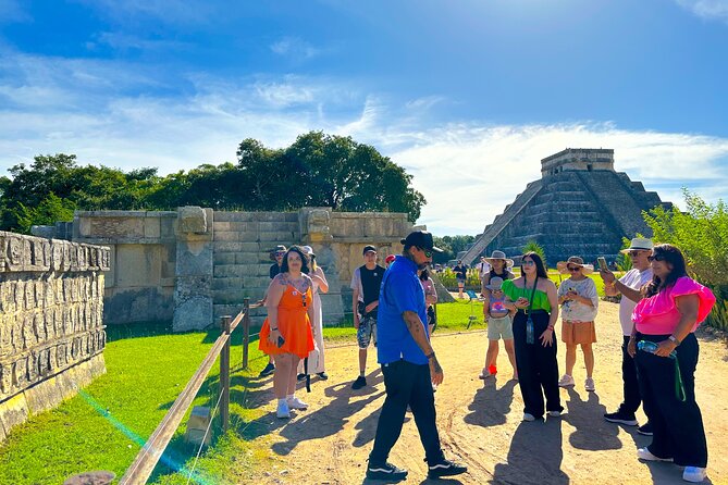Chichen Itza Early Access Private Tour with Buffet Lunch - What to look for: El Castillo, carvings, and the Ball Game