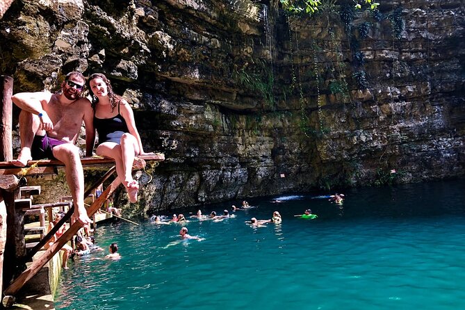 Chichén Itzá Full-Day Tour with Mayan Buffet, Cenote & Valladolid - Transportation comfort: panoramic buses with practical perks
