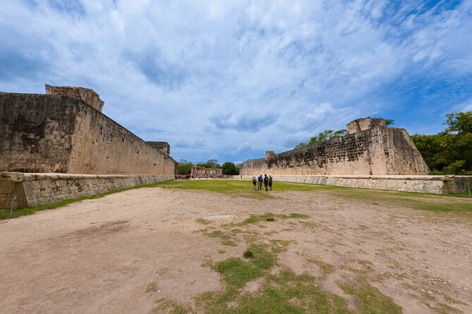 Chichen Itza Options with Sacred Cenote from Cancun - Group size: good value, but expect crowds and pace