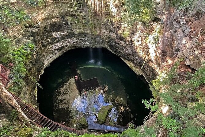 Chichén Itzá Premium Cenote y valladolid Day Tour - Suytun Cenote swim: photo platform + included life jackets