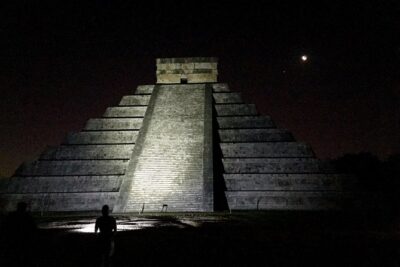Chichen Itza Sunrise and Cenote Ik Kil from Cancun - Chichén Itzá at first light: what you’ll spend time on