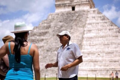Chichen Itza Tour, Cenote Samula, Valladolid from Cancún - Chichén Itzá: the guided hits and the photo time after