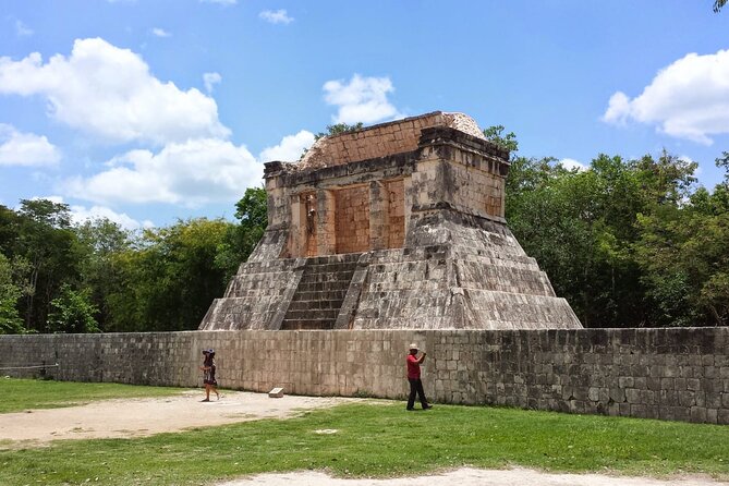 Chichen Itza tour from Cancun small group in van - The real cost: $55 plus entrance, with clear add-ons