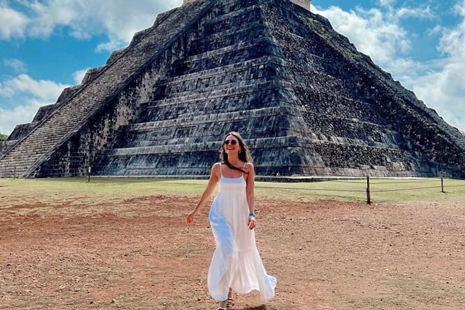 Chichén Itzá Tour, Suytun and Ik kil cenotes with Round Transfer - Chichén Itzá: Pyramid of Kukulkan and the “Wow” of Scale
