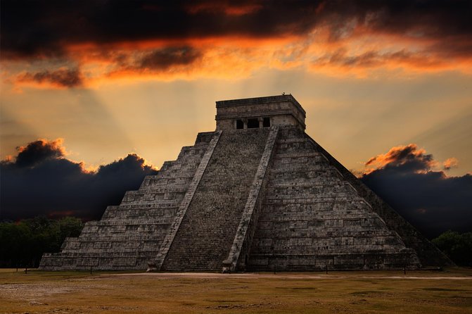 Chichen Itza, Valladolid and Cenote Tour from Riviera Maya - Chichen Itza with a guided hour and real photo time