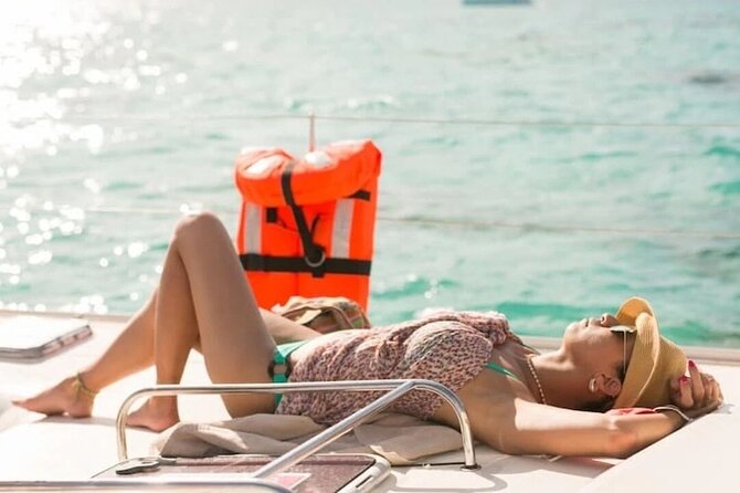 Combo Saver: Chichen Itza & Cenote + Isla Mujeres Catamaran - Small group size: why 30 travelers changes the vibe