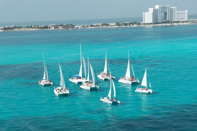 Complete Isla Mujeres excursion from Cancun with all inclusive - Boat grade and crowd level: luxury 35 vs classic 75
