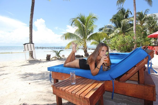 Complete Isla Mujeres excursion from Cancun with all inclusive - Spinnaker wind sailing: the fun only if the weather cooperates