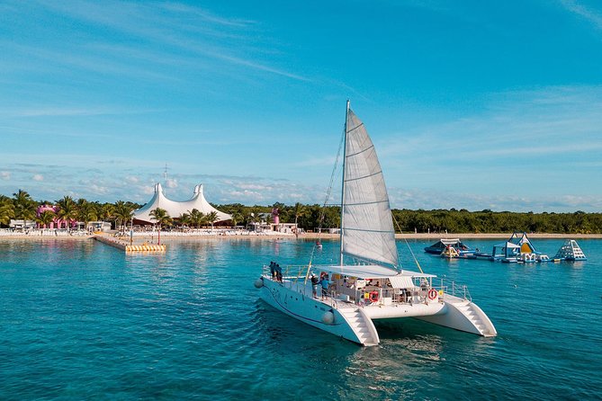 Cozumel Catamaran Snorkeling Tour & Lunch (Hotel Pick Up) - Sun protection rules: why the sunscreen policy changes what you pack
