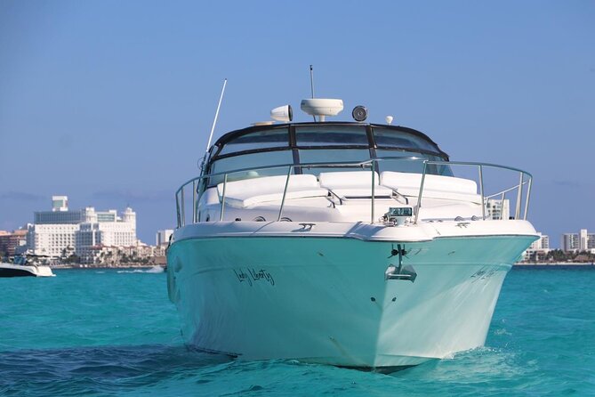 Cruise in Elegance: Luxury Yacht Rental in Cancun - Choosing the Right Length: 1 Hour vs 6 Hours