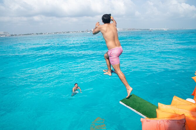 Dancer Cruise Isla Mujeres Snorkel Food and Drinks Included - Isla Mujeres free time: how to make the most of your beach window