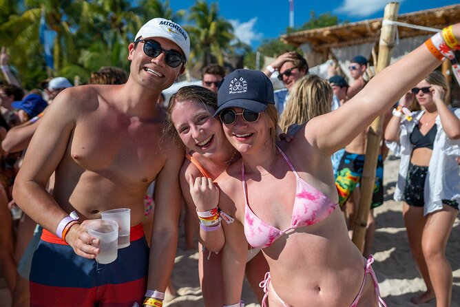 Deluxe Catamaran tour to Isla Mujeres with Open Bar and Lunch - Where the Day Starts: Marina Sailaway and Your First 30 Minutes