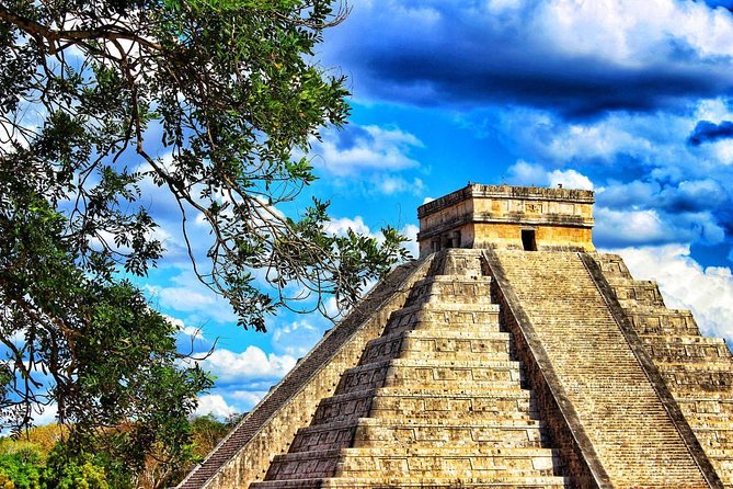 Discover Chichen Itza from Cancun or Maya Riviera - Breakfast-to-lunch rhythm: regional buffet, crafts, and shopping time