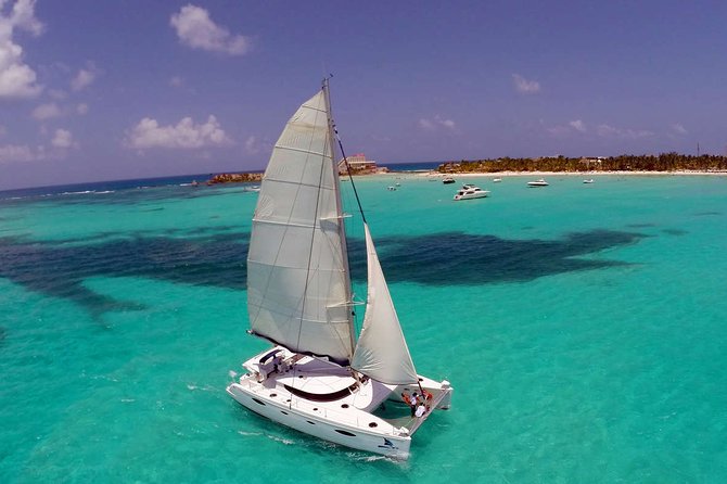 Discover Isla Mujeres tour with snorkel, buffet and open bar - Sailing from Cancun: Marina Las Perlas and the 9:00 am start