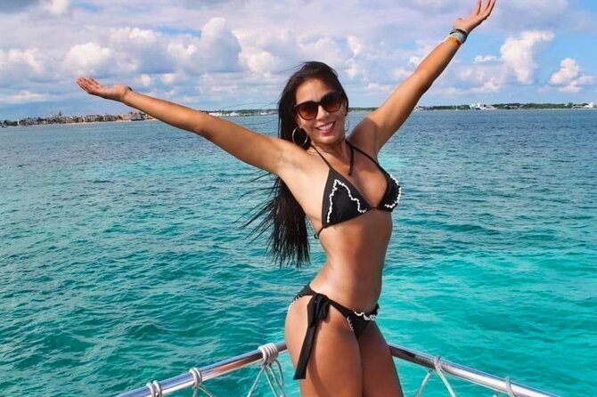 Discovering Isla Mujeres on a Double Decker Catamaran - Price and what you should budget beyond the $79