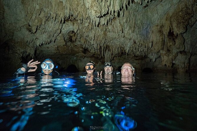 Diving in Cenotes: discovering the Mayan Underworld - Walk-through time: facilities, entry points, and photo freedom