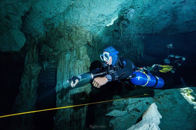 Diving in Cenotes: discovering the Mayan Underworld - First underwater session: tips that help first-timers relax