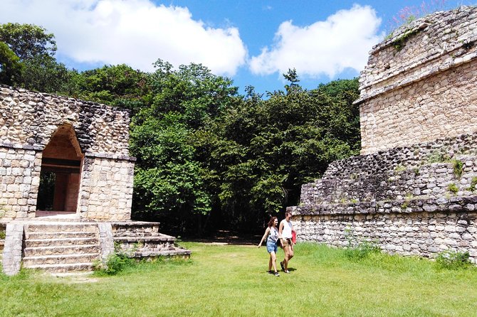 Ek Balam Ruins and Cenote Maya Park Day Trip from Playa del Carmen - The Mayan shaman blessing and the souvenir market moment