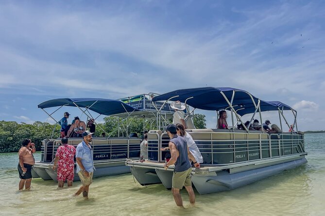 Entertainments and Celebrations in Cancun and Isla Mujeres - Anchoring at Caribbean beaches: why the captain’s choices matter