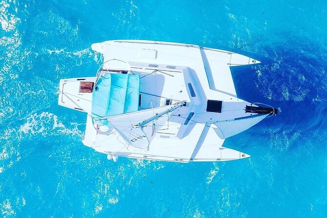 Exciting Catamaran Tour to Isla Mujeres, from Cancún! - Crew and music: why the names matter for your day