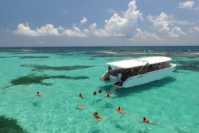 Excursion Isla Contoy & Isla Mujeres from Cancun - Isla Contoy: Eco-Reserve Paradise for Bird and Nature Lovers