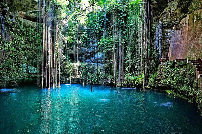 Expert Guided: Chichen Itza Tour with Early Access - Door-to-Door Private Transport from Cancun (and Less Time Wasted)