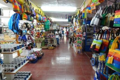 Explore Cancun City Tour! Round Bus transportation - Pickup and the 9:00 start: how to avoid waiting and stress