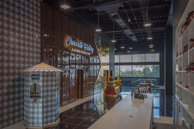 Explore Cancun City Tour! Round Bus transportation - Tequila tasting and optional chocolate: included, but go in with a plan