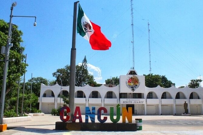 Explore Cancun City Tour! Round Bus transportation - Plaza La Fiesta Mexican Outlet: shopping time with outlet expectations