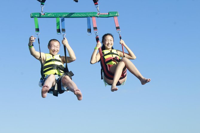 Fly Above Cancun Bay: Parasailing Experience - Splash-Down Moments and What to Bring for Best Memories
