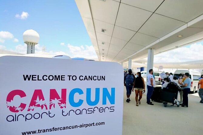 From Cancun Airport To Puerto Aventuras (Round Trip) - Traveler insurance and ID: what the driver is doing