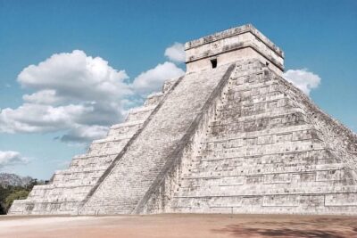 Full day tour to Chichén Itzá, Valladolid and Cenote, tour from Cancun - Valladolid’s 45-Minute Break: Nice, but It’s a Sprint