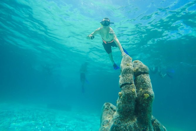 Half Day Sailing Private Catamaran to Isla Mujeres - Drinks, alcohol, and non-alcohol options that actually matter