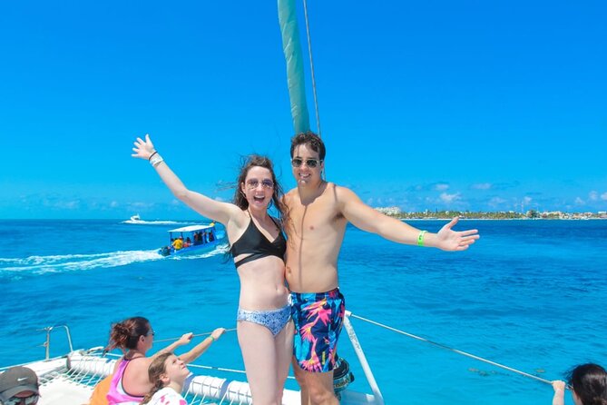 Half Day Sailing Private Catamaran to Isla Mujeres - Price and value: what you’re paying for with a private charter