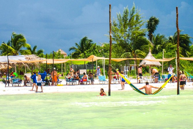 Holbox Island Tour departure from Cancun - Isla Holbox: The Main Event (About 3 Hours Guided)