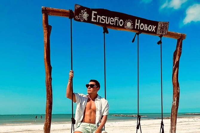 Holbox Island Tour Golf Cart Ferry with Lunch and Transportation - The golf cart window: what it’s really for