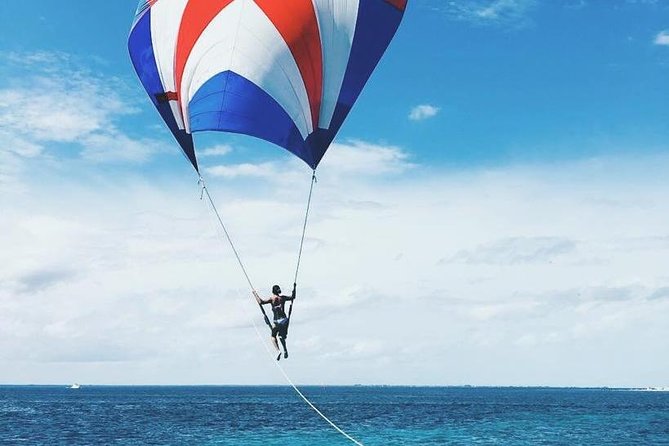 Isla Mujeres adventure by Catamaran. Snorkel, open bar and lunch - Spinnaker activity: the fun part that’s not guaranteed