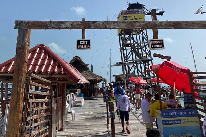 Isla Mujeres Basic Tour in Catamaran with Snorkel and Open Bar - The Ride Back to Cancun: Music, Drinks, and a Possible Sandbank Swim