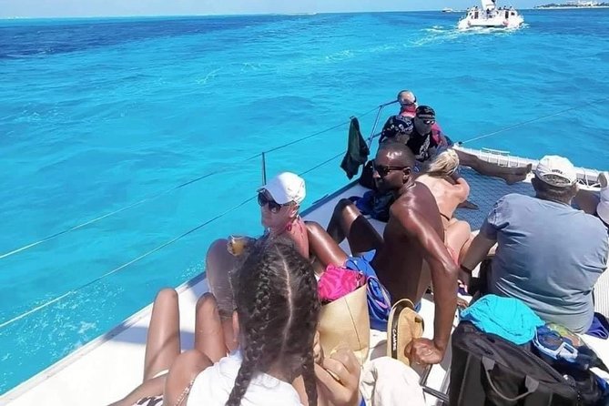 Isla Mujeres Catamaran Adventure All Inclusive from Cancun - Free time on Isla Mujeres: how to enjoy it without a guide
