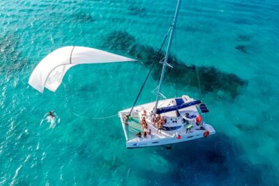 Isla Mujeres Catamaran from Cancun with Open bar and lunch - Meeting at Marina Sailaway and how pickup usually works